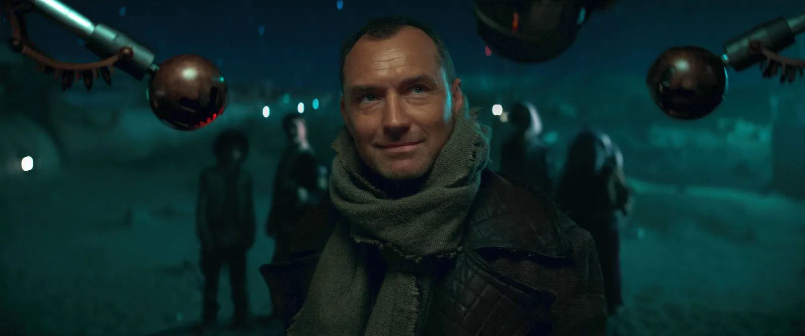 Jude Law in Skeleton Crew